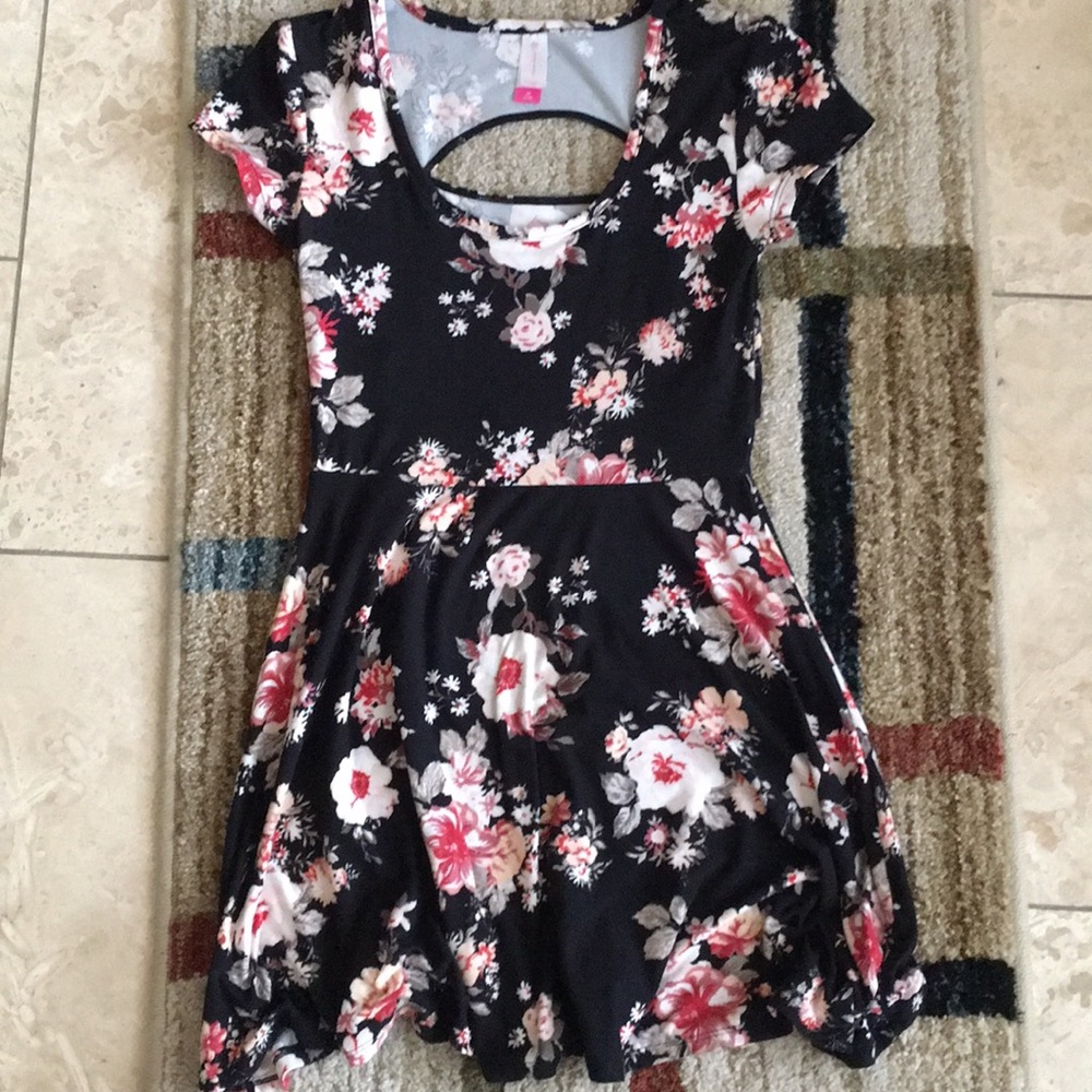 Floral skater dress!